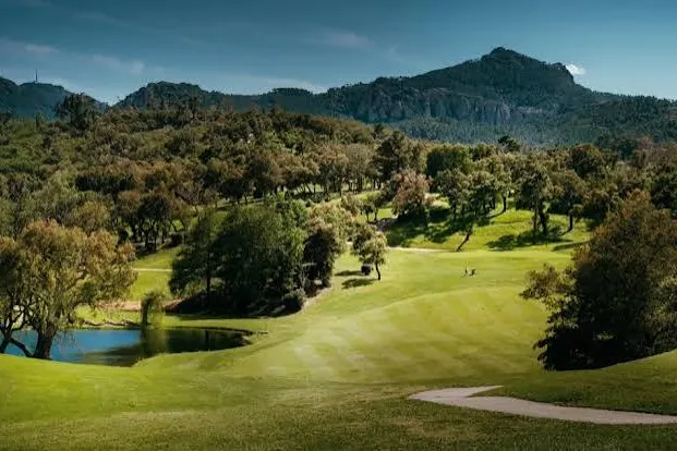 Le parcours 18 trous du Riviera Golf de Barbossi